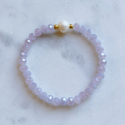 Lavender faceted bead and pearl bracelet
