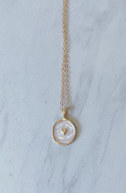 Pearly heart pendant necklace