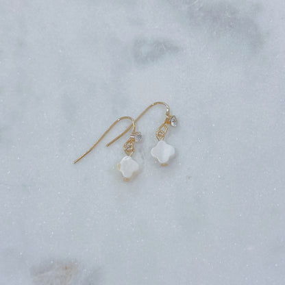 Dainty clover dangle earrings