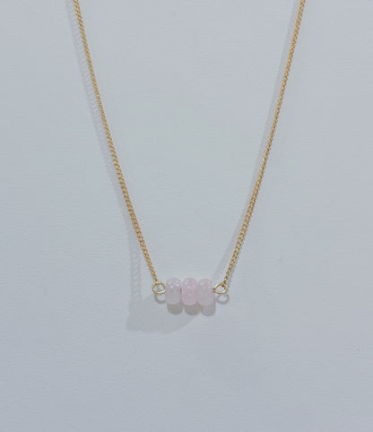 Dainty rose quartz necklace